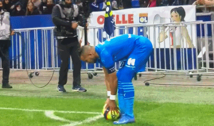 法足协主席：齐达内继任？目前没任何定论；将推出法国名人堂（法国足协主席：齐达内接任尚无定论，法国名人堂计划将启动）