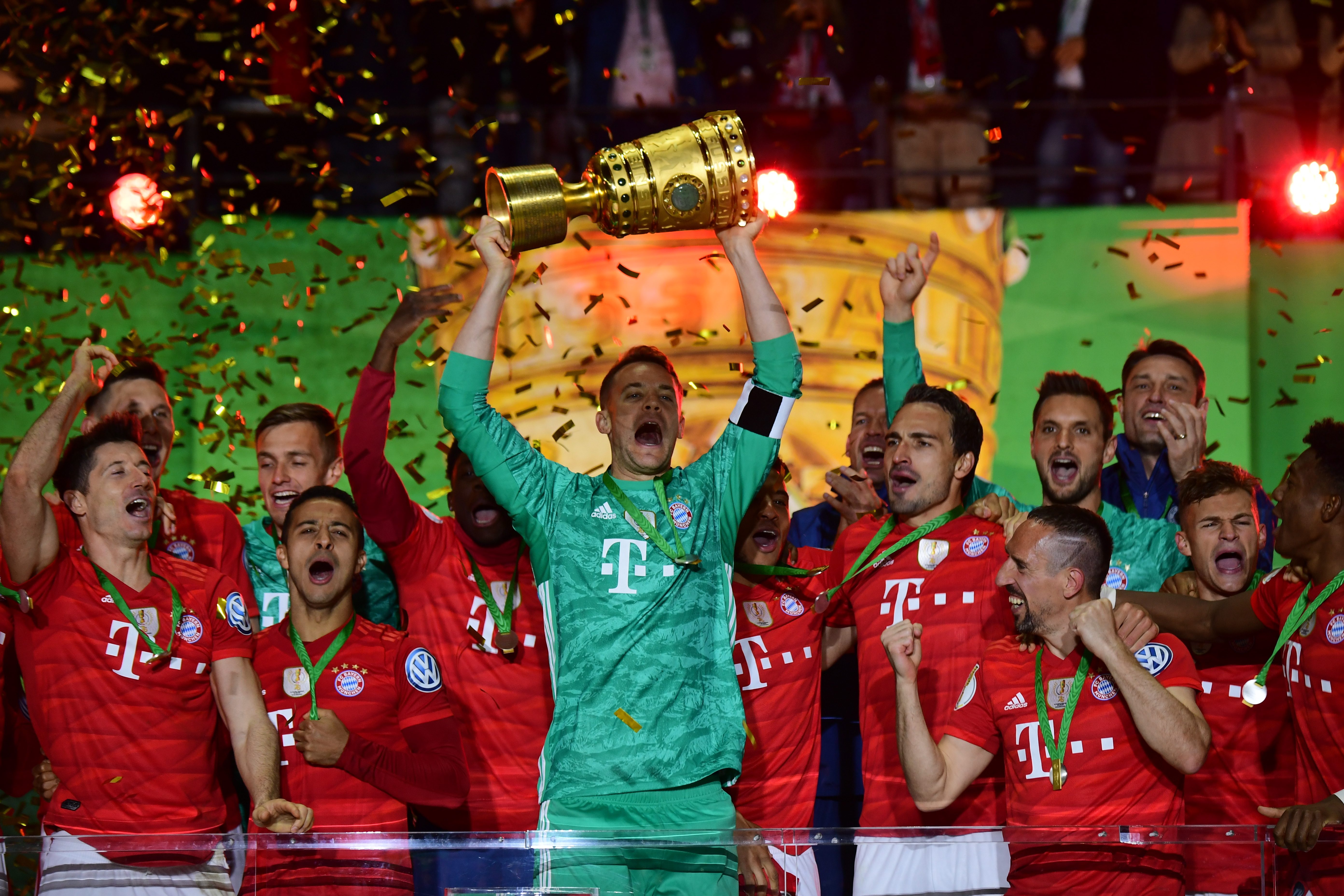 多位德国前国脚：纳帅不必施压，德国需要真正的领袖挺身而出（多位德国前国脚：纳帅无须施压，德国队更需真正领袖站出来）