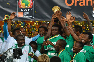 🙄经纪人 ：03年运作C罗350万欧加盟切尔西遭拒绝（经纪人透露：2003年曾以350万欧促成C罗投切尔西，遭拒）