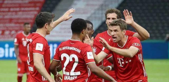 跟队：尤文近期一直在和B席接触，球员不想与曼城续约（跟队：尤文近期持续接触B席，球员无意与曼城续约）