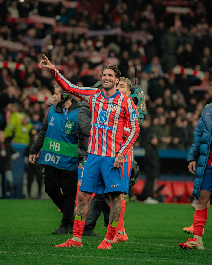 神户后卫：年初我曾在横滨战胜申花，不过那场比赛并不轻松（神户后卫：年初随横滨击败申花，但那场胜利来之不易）