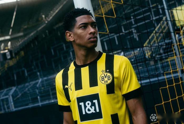 小法：我师从众帅博采众长；对亨利有极高的敬意甚至有点怕他（法布雷加斯：从众多名帅汲取所长，对亨利敬重至深甚至略感畏惧）