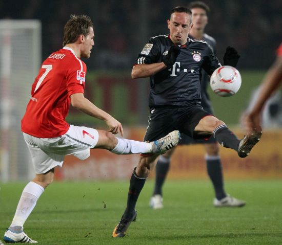 足球之所以迷人，就在这里（这就是足球的魅力）