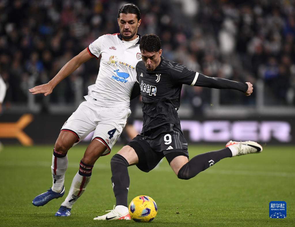 皇马球星没责任？一输球就怪阿隆索，皇马这贵族病是不是该治治？（输球就怪阿隆索？皇马球员别再逃责，“贵族病”该治了）