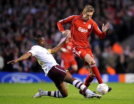 21岁的天空：最佳新人博格巴2014年巴西世界杯个人集锦（21岁正当时：博格巴荣膺最佳新人 2014巴西世界杯个人高光集锦）