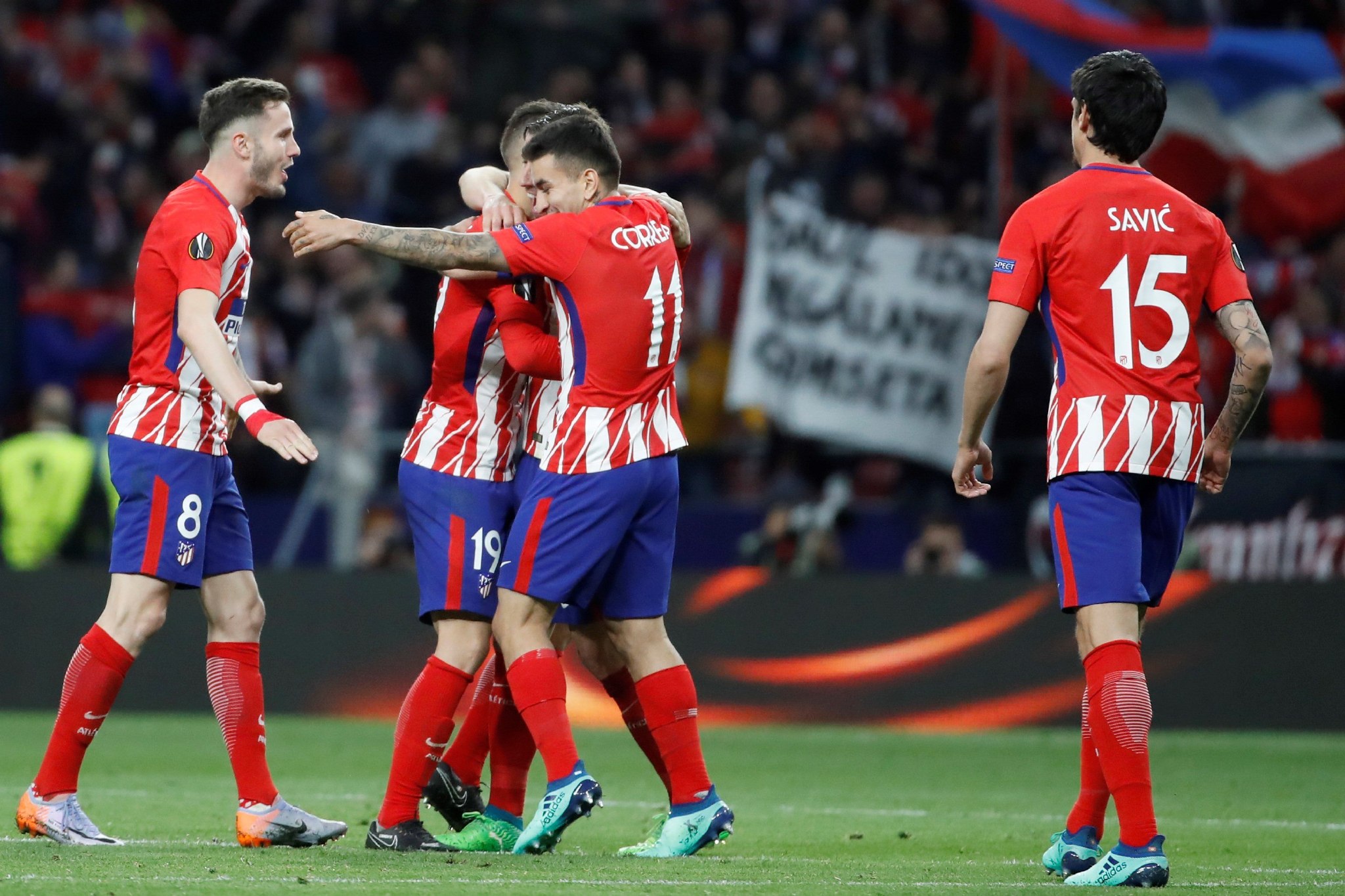 海登海姆vs法兰克福：阿尔扬-伊布拉希莫维奇、齐夫齐瓦泽首发，堂安律、瓦希出战（海登海姆迎战法兰克福：阿尔扬-伊布拉希莫维奇、齐夫齐瓦泽先发，堂安律与瓦希登场）