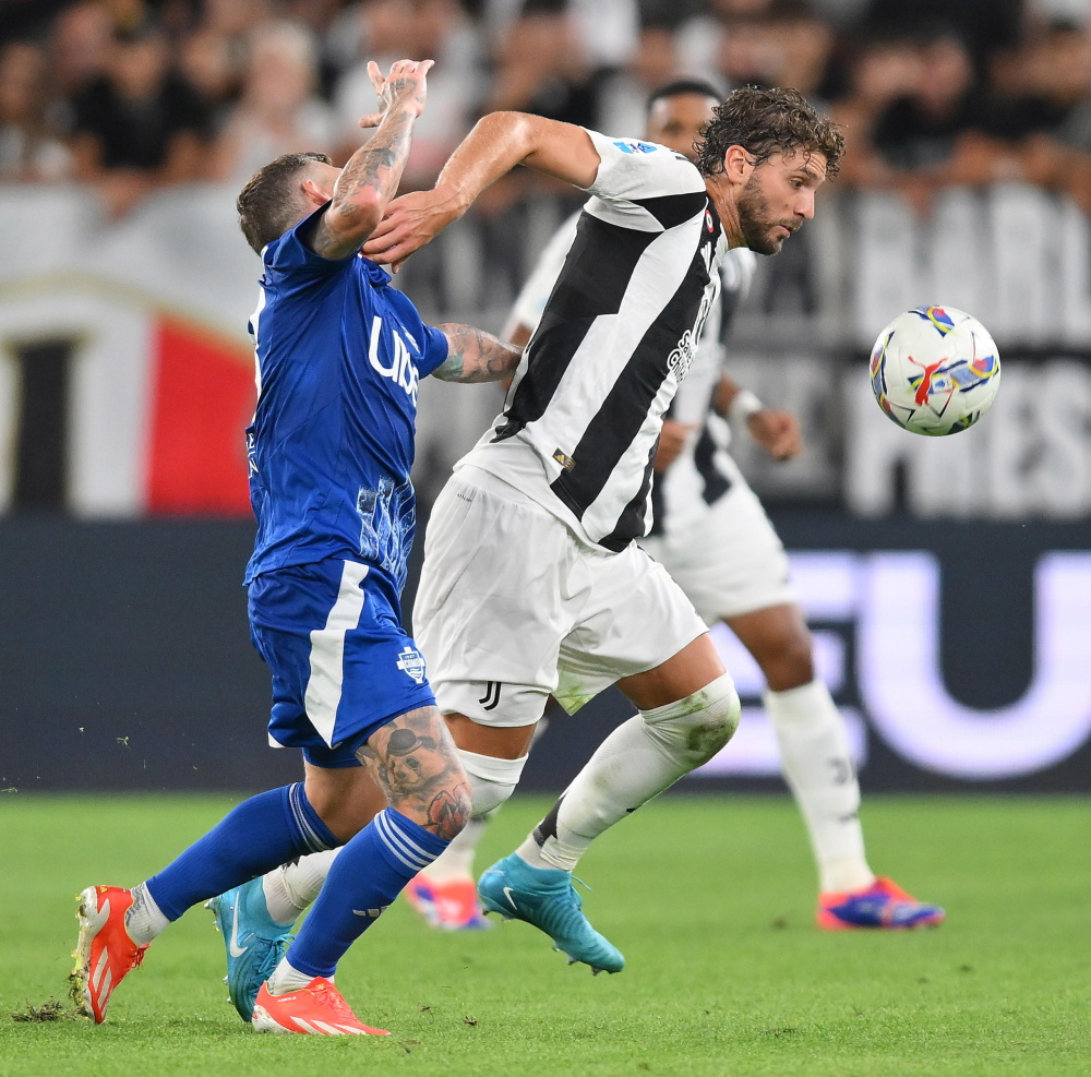 张宁和原帅合计8投0中只得1分，上赛季场均合砍28.9分（张宁、原帅8投全失仅得1分，上赛季二人场均合计28.9分）