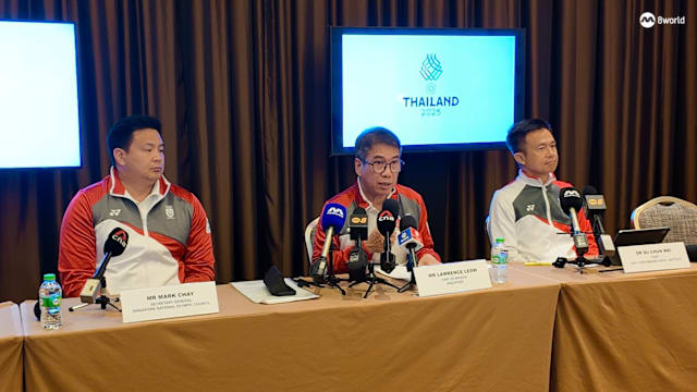 惊险一幕，马竞女足球员梅迪纳头部被膝盖撞到后失去意识（赛场惊魂：马竞女足球员梅迪纳头部遭膝击后当场昏迷）